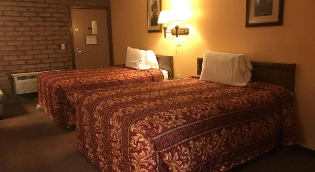 Carthage Inn, Prenota Locanda Carthage Ozark