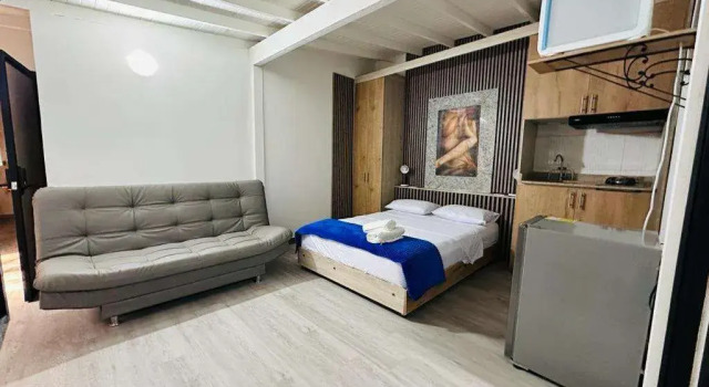 Hotel Lares 70 Laureles, Забронировать Отель Лаурелес-Эстадио Медельин, рядом с Конгресс-центр Plaza Mayor