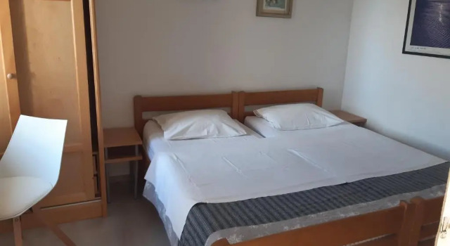 Apartman Ksenija kat, Забронировать Отель Отели Шибеник 3 звезды, рядом с Sibenik Town Museum, 3*
