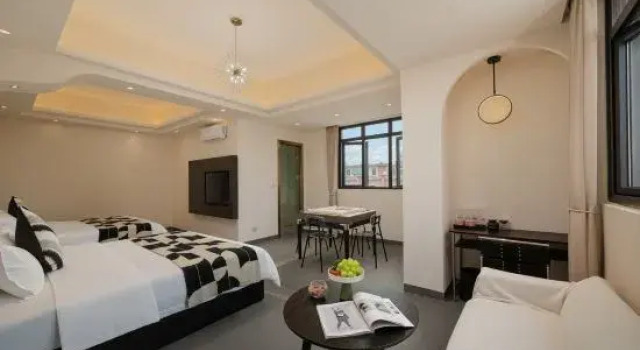 Люкс Deluxe Weijia Hotel