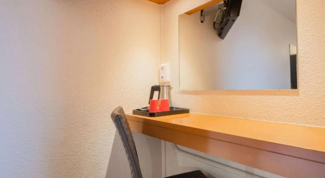 Семейный номер Standard Comfort Hotel Lille LUnion