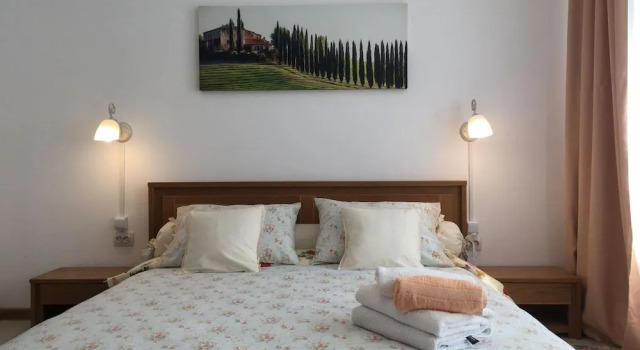 Buon Studio Sibiu, near train station and Small Square Old Town, Varaa Hotelli Sibiu 