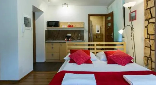 udanypobyt Apartamenty Przy Dolinach A i B, Book Apartment Hotels in Tatras with Parking, Parking