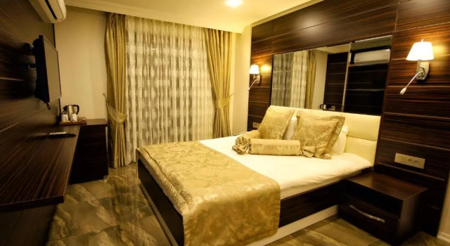 Семейный люкс Venus Suite Hotel