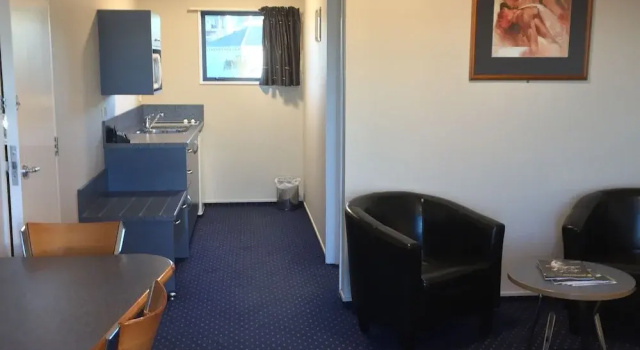 Студия Deluxe с балконом Bay City Motor Lodge