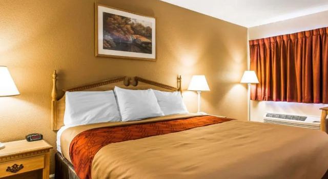 Номер Standard Econo Lodge Inn & Suites Huntsville University Area