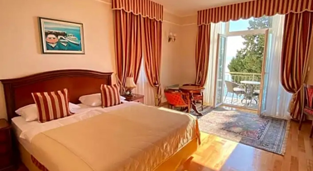 Номер Superior Hotel Savoy