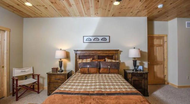 Claralea Lodge by Taylor Made Deep Creek, Book Feriehus Oakland 