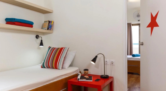 Кровать в общем номере STAY Rhodes HoStel & Bar