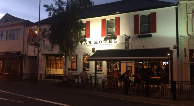 Star Bar Cafe & Hotel, Book Hotel Launceston 