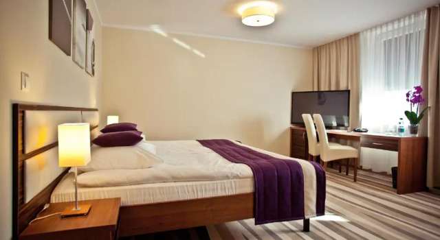 Полулюкс Hotel Mazovia Airport Modlin