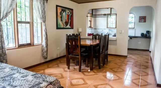 Коттедж Casa Tango 2 BDRM House