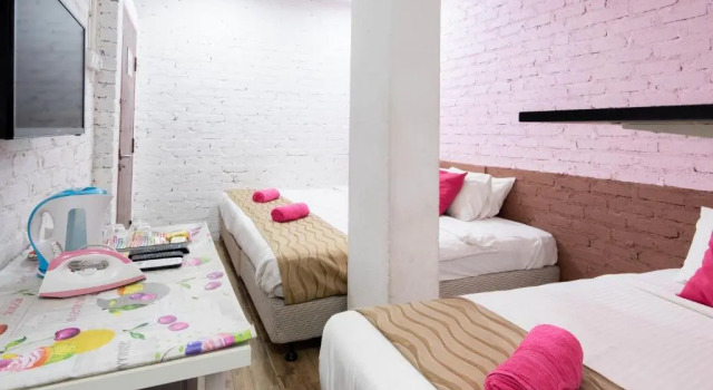 Camera tripla Standard M Motel Meru