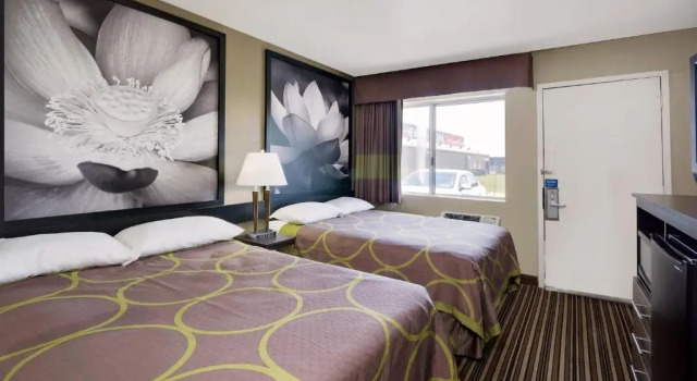 Двухместный номер Standard Super 8 by Wyndham Florence