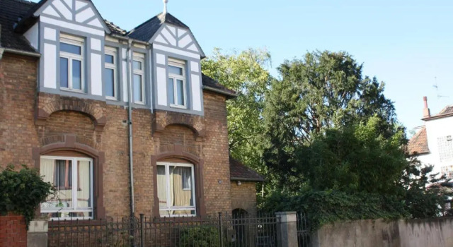 VILLA 22 - Atelier-Gästehaus, Забронировать Вилла Laubenheim Майнц