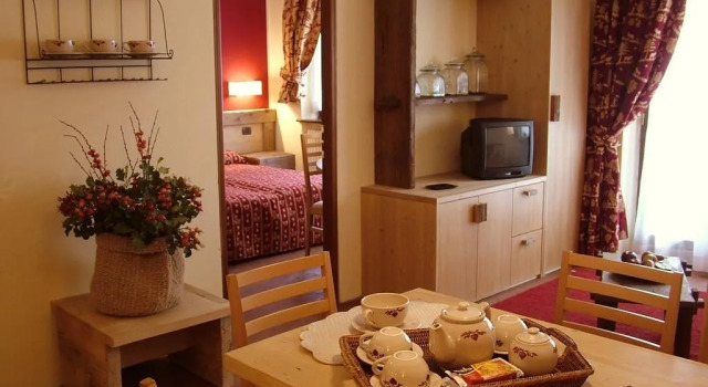 Residence Cour Maison, Забронировать Отель Пре-Сен-Дидье Курмайор