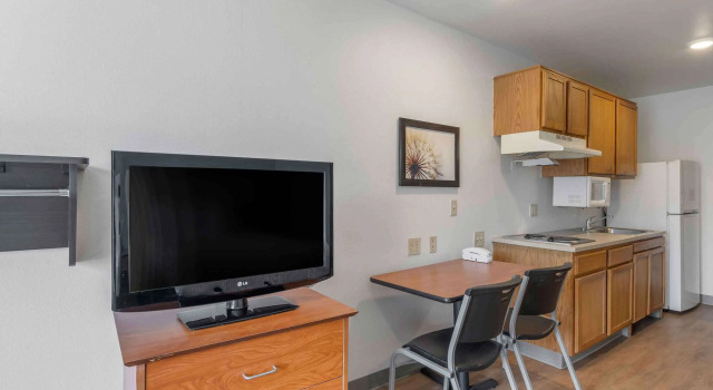 Четырёхместный люкс Extended Stay America Select Suites - Lakeland