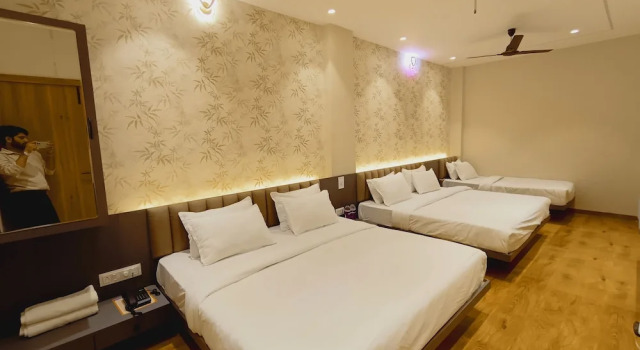 Люкс Rukkmannie Holiday Inn