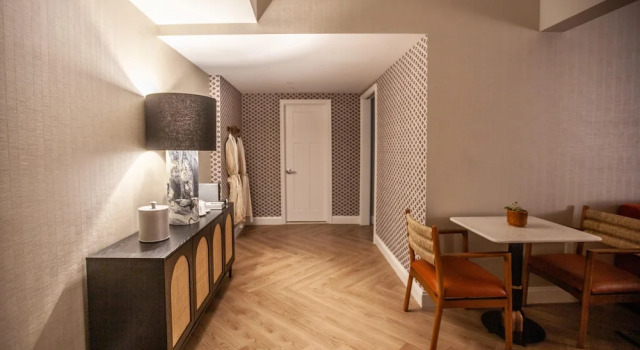 Полулюкс Delamar Westport