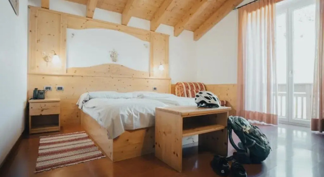 Hotel Bezzi, Réserver Hôtel Ponte di Legno Adamello Ski