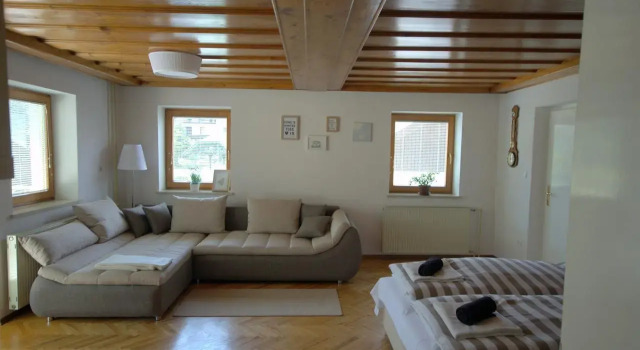 Annas House, Забронировать Отель Отели Гореньска 3 звезды, 3*