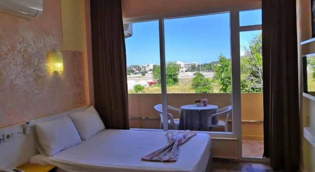 Двухместный номер Standard с балконом kemer manastir hotel