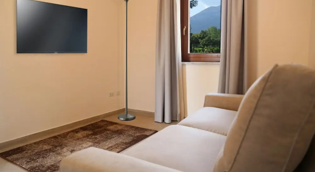 La Vie en Rose Residence