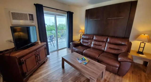 Апартаменты Knights Key Suites