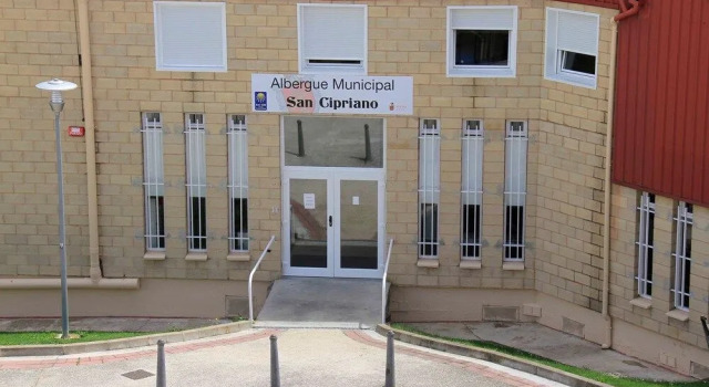 Albergue de Peregrinos San Cipriano - Hostel