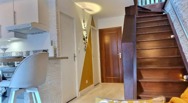 Апартаменты Yellow Home-by So'SerenityHome-balcon vue montagne-mezzanine