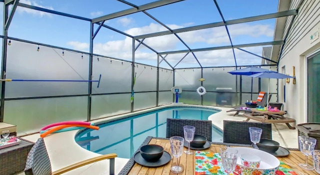 Коттедж Beautiful Windsor Palms 4 Bed South Facing Pool