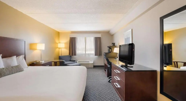 Номер Standard с видом на город Best Western Riverfront Inn
