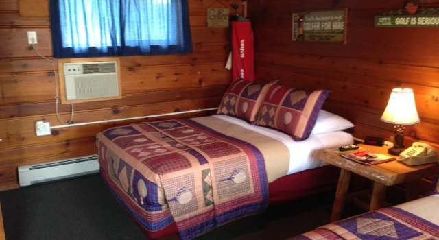 The Waters Inn, Varaa Mini-hotelli Waters Michigan
