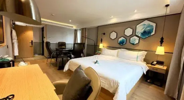 Люкс Deluxe Xana Lite Hotelle（Qingdao North Station Shuiqinggou Metro Station Store)