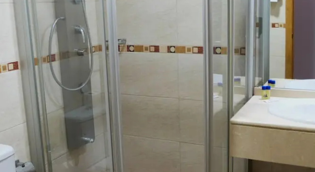 Трёхместный номер Standard Plaza Alaquàs