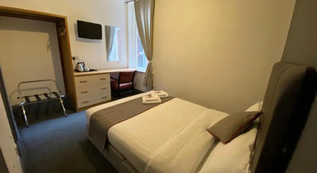 Одноместный номер Standard Alumhurst Hotel