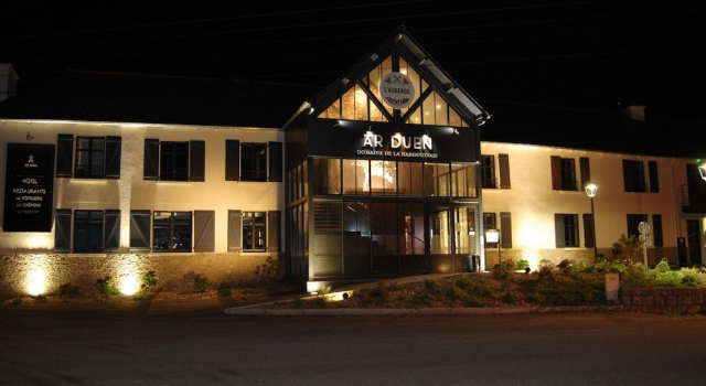 ArDuen - Domaine de la Hardouinais, Réserver Hôtel Saint-Launeuc 