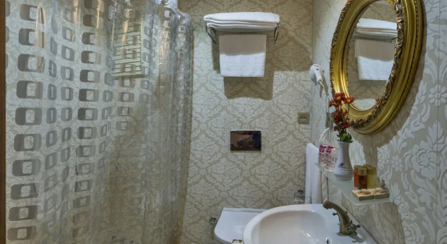 Номер Standard By Murat Royal Hotel Galata