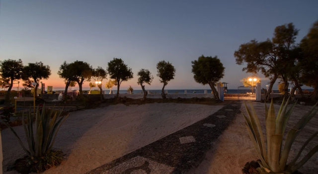 Вилла Villa George Santorini