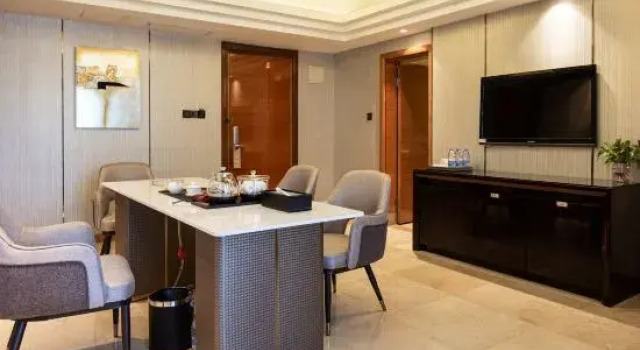 Люкс Executive Shishi Wanjia International Hotel