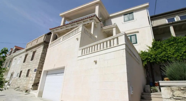 Apartments by the sea Sumartin, Brac - 18749, Забронировать Апартаменты/квартира Сумартин Брач, рядом с Частный Пляж «Лакшери Вила Палаццо Ди Маре»