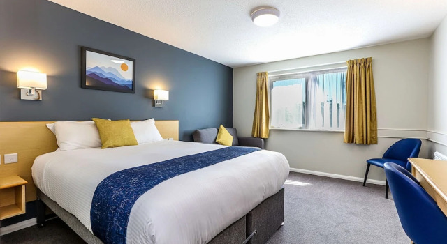 Days Inn Fleet M3, Забронировать Отель Флит Хэмпшир