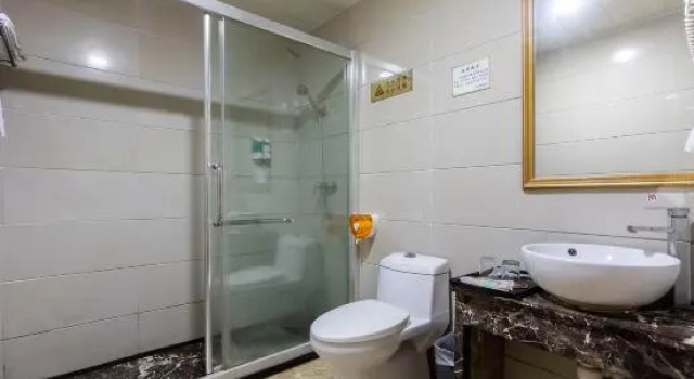 Dongqi Business Hotel