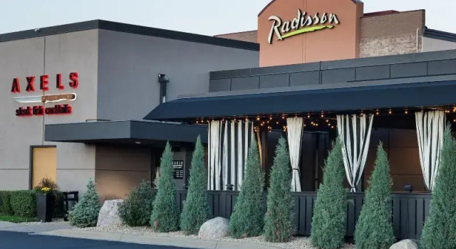 Radisson Hotel Minneapolis St. Paul North, Boek Hotel Hotels in Minnesota met zwembad, Zwembad