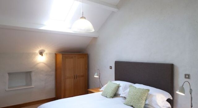 Black Lion Bed & Breakfast, Забронировать Отель Лланфаетлу Anglesey