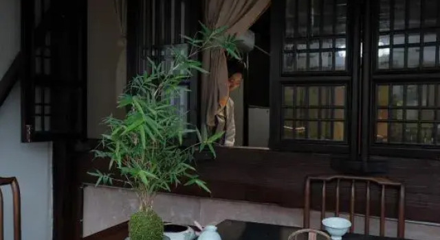 Mrs Lin hotel