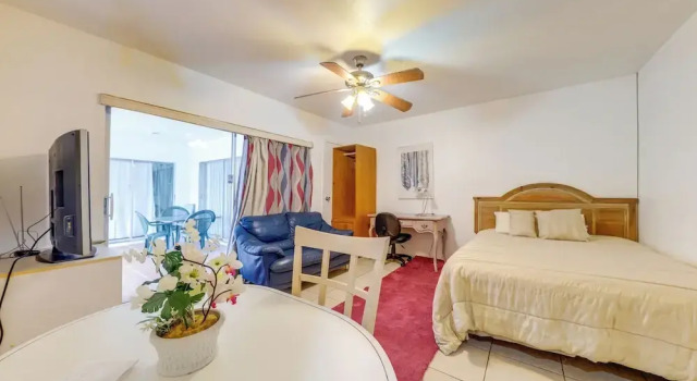 Studio w/ Pool Access, 3 Mi to Hard Rock Stadium!, Buchen Sie Ferienwohnung Miramar Everglades-Nationalpark