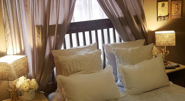Rubyred Cottage, Забронировать Дом для отпуска Отели Фри-Стейт с парковкой, Парковка