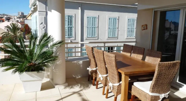 Апартаменты Superb Penthouse in Centre of Cannes Stunning Views Air-conditioning Internet Near the Palais - 532