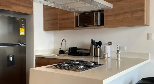 w Wonderful 1BR With Moder Balcony in Poblado, Prenota Appartamento Medellín Antioquia